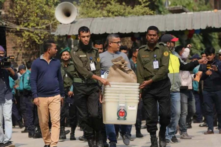 উপজেলা পরিষদ নির্বাচনকে কেন্দ্র করে থমথমে বাংলাদেশে, রয়েছে সংঘর্ষের আশঙ্কাও