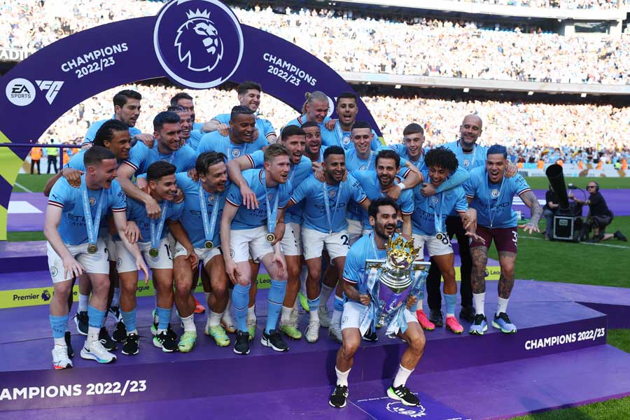 Manchester City wins English Premier League fourth time in a row