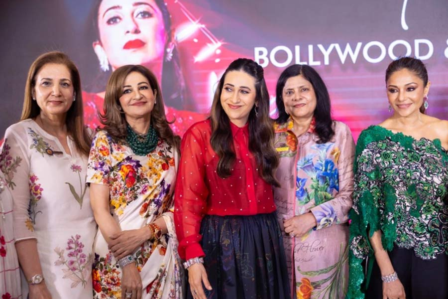 Karisma Kapoor at Ladies Study Group event in Kolkata