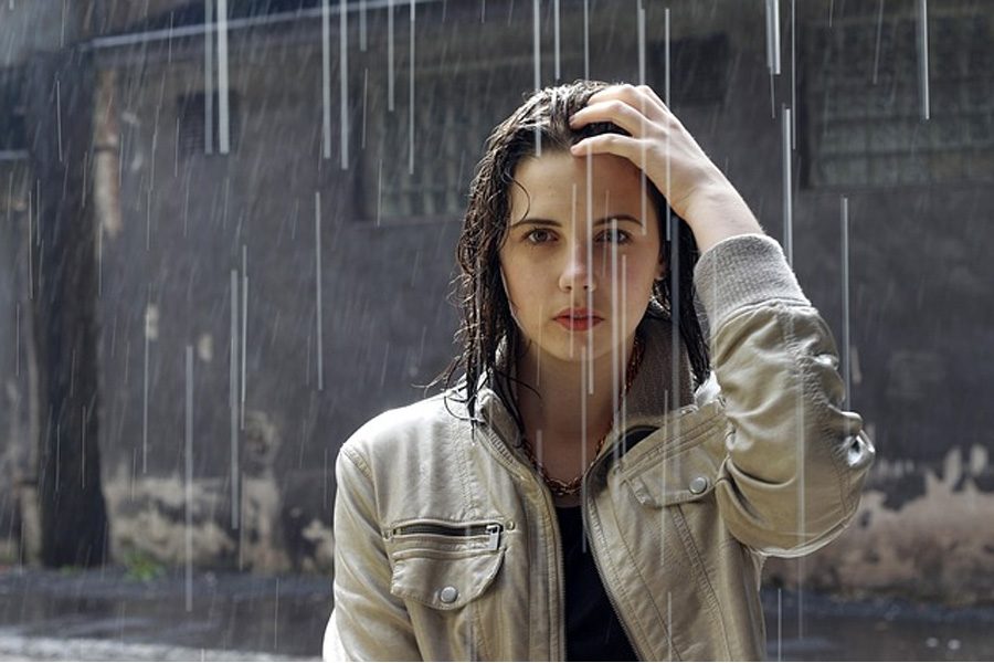 try these hair care tips on rainy day