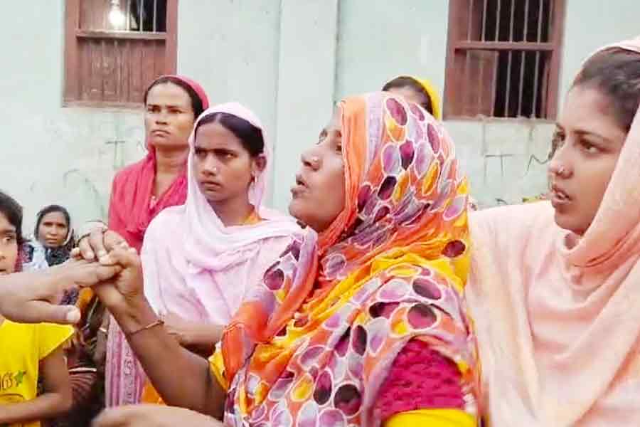 মেয়ের বিয়ের টাকা জোগাড়ে ভিনরাজ্যে কাজে যাওয়াই কাল, মালদহে ফিরল শ্রমিকের কফিনবন্দি দেহ