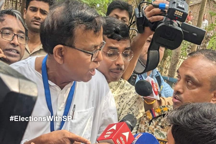 Md Salim trying to stop unrest in Murshidabad during third phase of Lok Sabha 2024