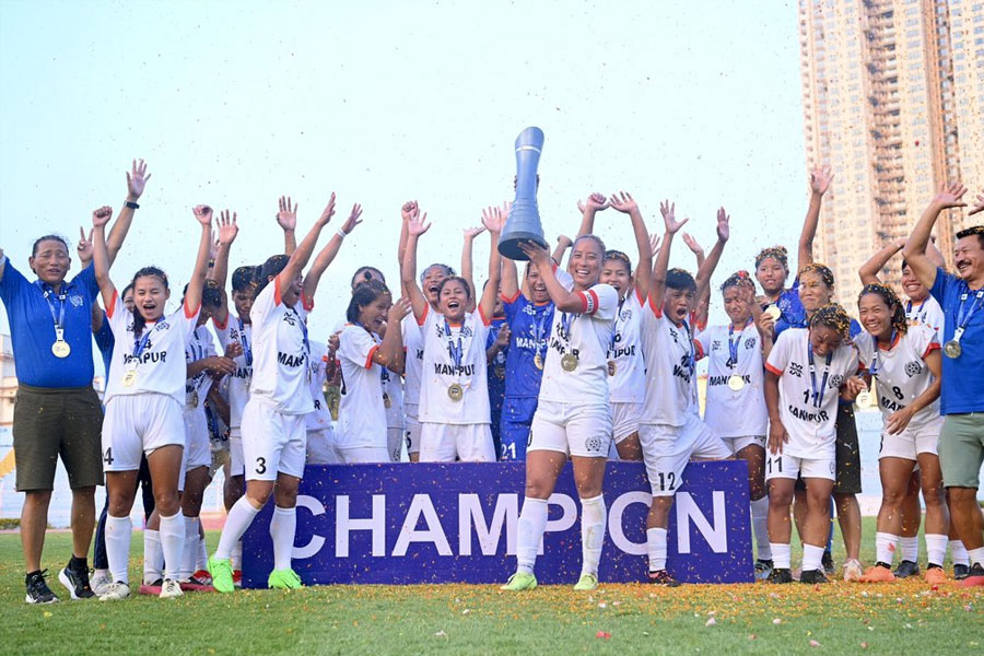 Manipur clinches the 28th Senior Women's NFC Trophy