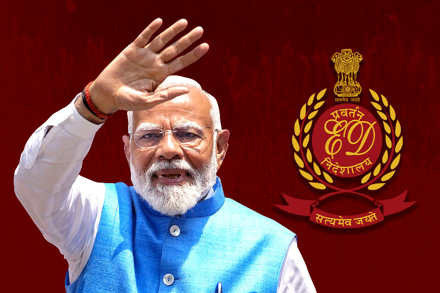 ‘ইডির বাজেয়াপ্ত করা টাকা গরিবদের দিতে চাই’, ভোটের মধ্যেই ‘কল্পতরু’ মোদি