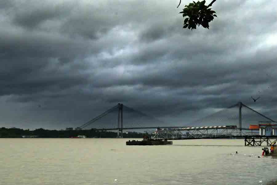 WB Weather Update: Weather department predicts light rain in Kolkata and adjacent area