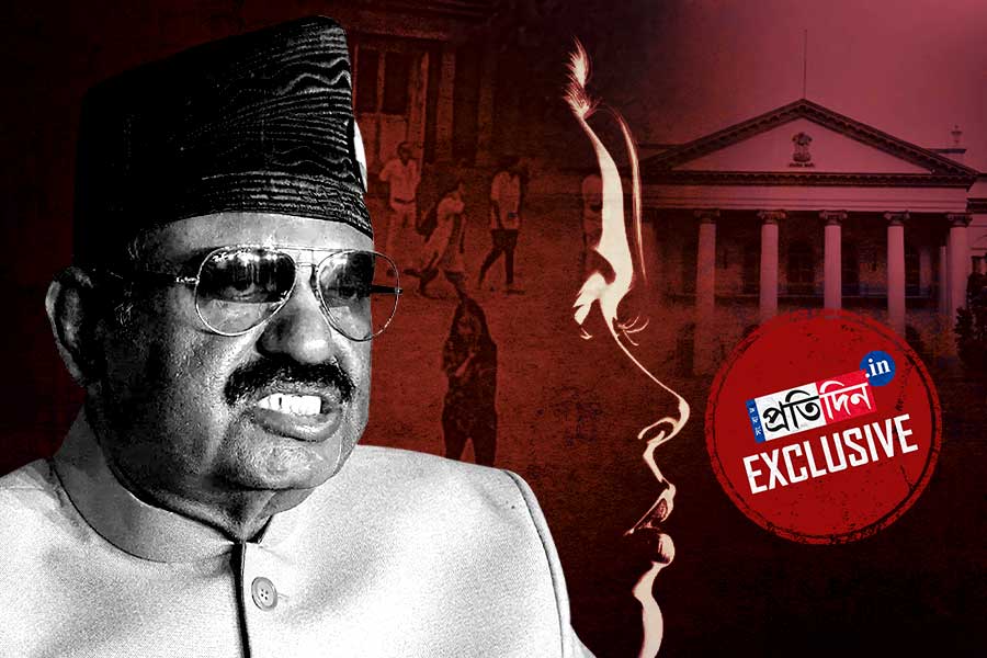 রাজভবনের সিসিটিভি ফুটেজে প্রকাশ্যে অভিযোগকারিণীর মুখ! কী প্রতিক্রিয়া তরুণীর?