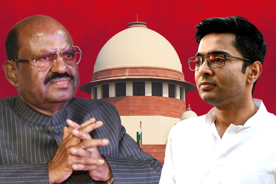 Bengal Govt should go Supreme Court against Govornor, says Abhishek Banerjee