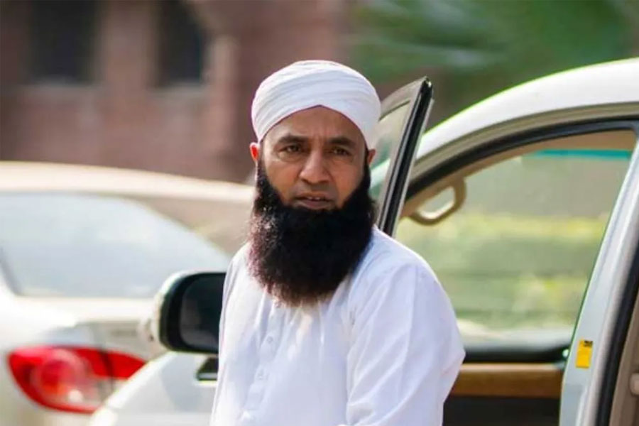 Internet reacts to Ex-Pakistan cricketer Saeed Anwar's controversial comment on Working Women