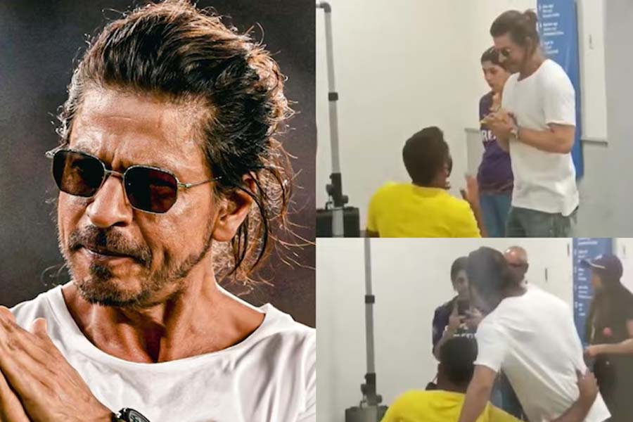 Shah Rukh Khan Meets Specially-Abled Fan, Takes Pics Despite Being 'Unwell' After IPL Match