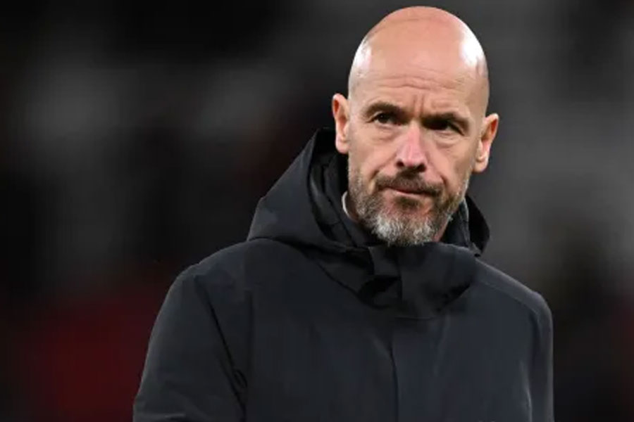 Manchester United set to sack coach Erik Ten Hag