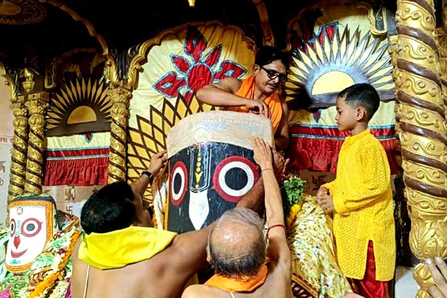 অক্ষয় তৃতীয়ার পুণ্যলগ্নে মাহেশে সূচনা জগন্নাথের চন্দনযাত্রার