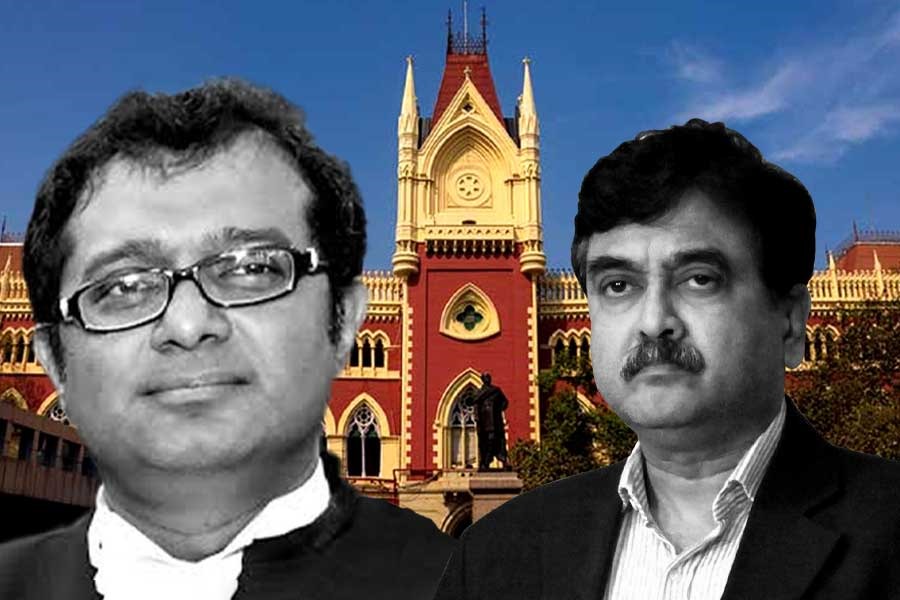 Calcutta HC judge withdraws from FIR case of Abhijit Gangopadhyay