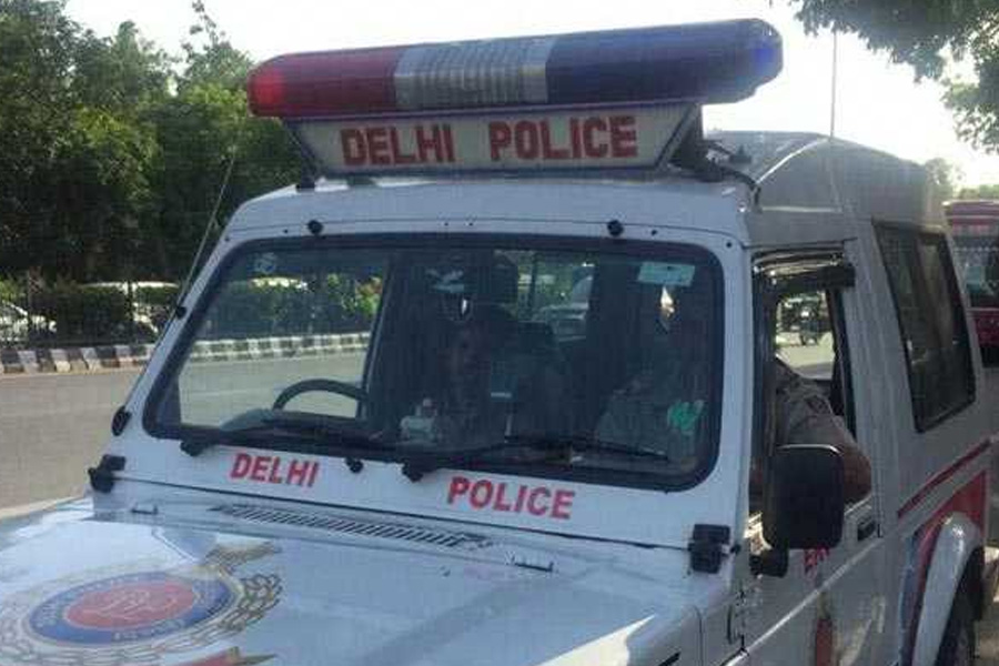 2 Delhi Hospitals get bomb threat