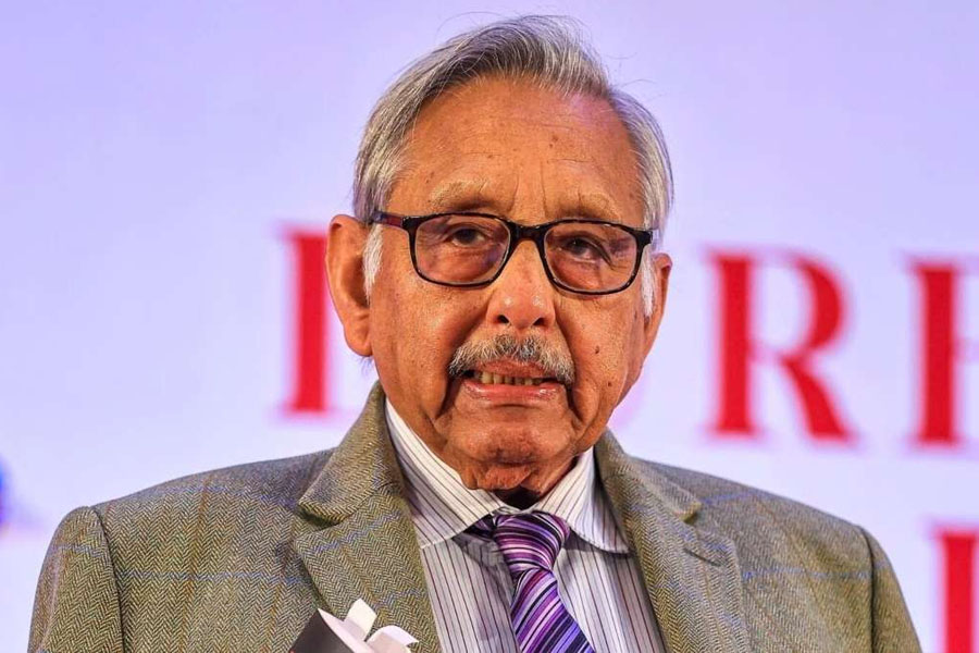 Mani Shankar Aiyar stirs row with China 'allegedly invaded' India in 1962 remark