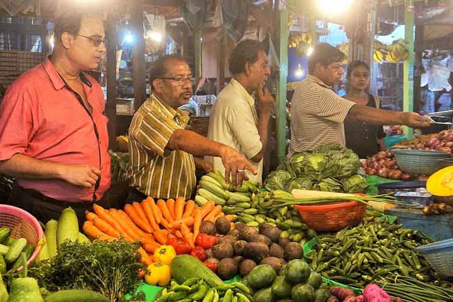 Wholesale inflation in April quickens to 13-month high in india