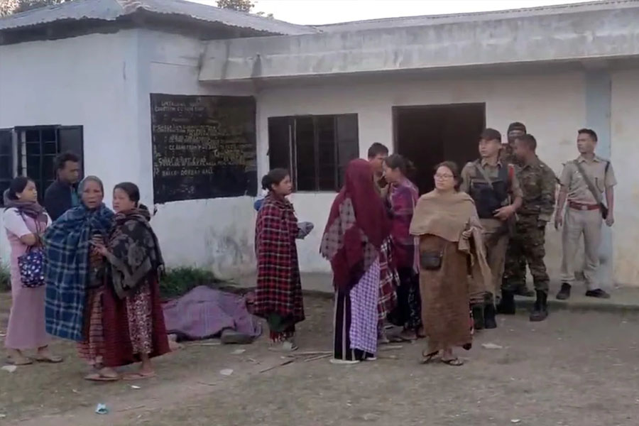 2 people were beaten to death by mob in Meghalaya on charges to harass minor girl