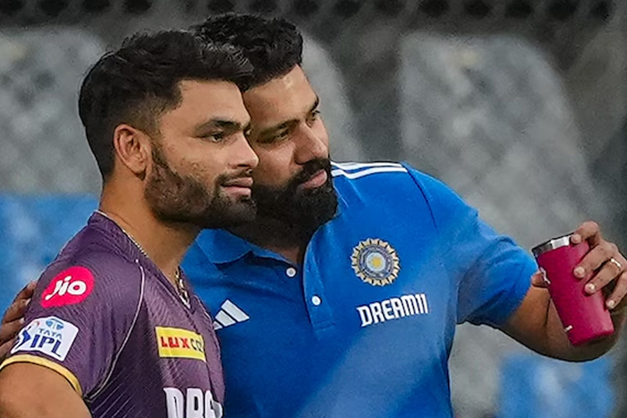 Rohit Sharma speaks to Rinku Singh after T20 World Cup snub