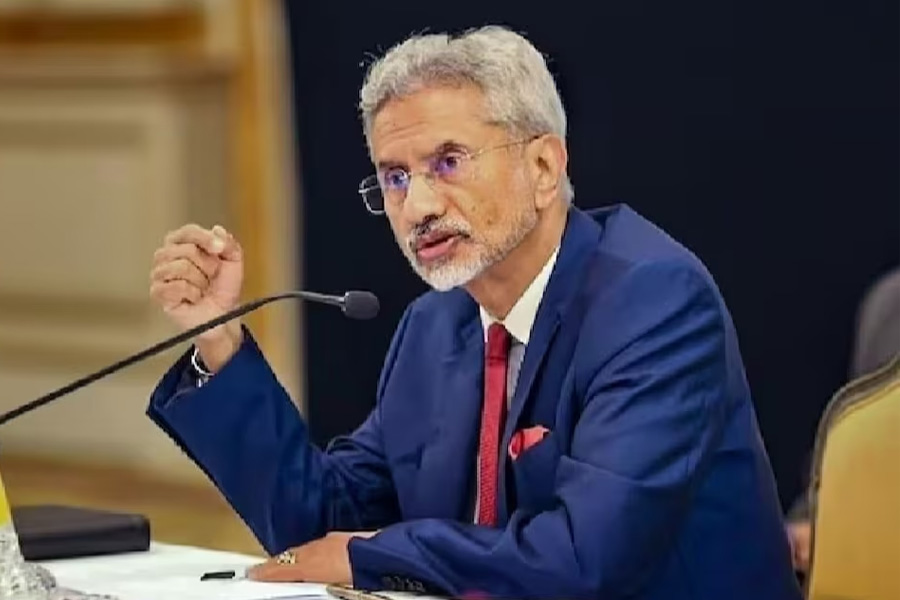 S Jaishankar replies on US comments after India signs port deal with Iran