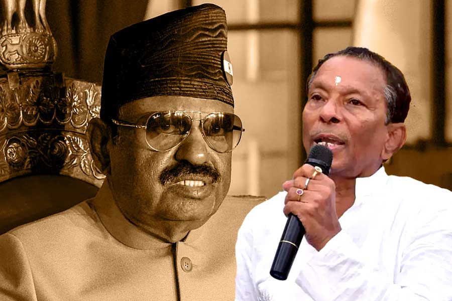 রাষ্ট্রপতির পর রাজ্যপাল, বেফাঁস মন্তব্য করে ফের বিতর্কে অখিল গিরি