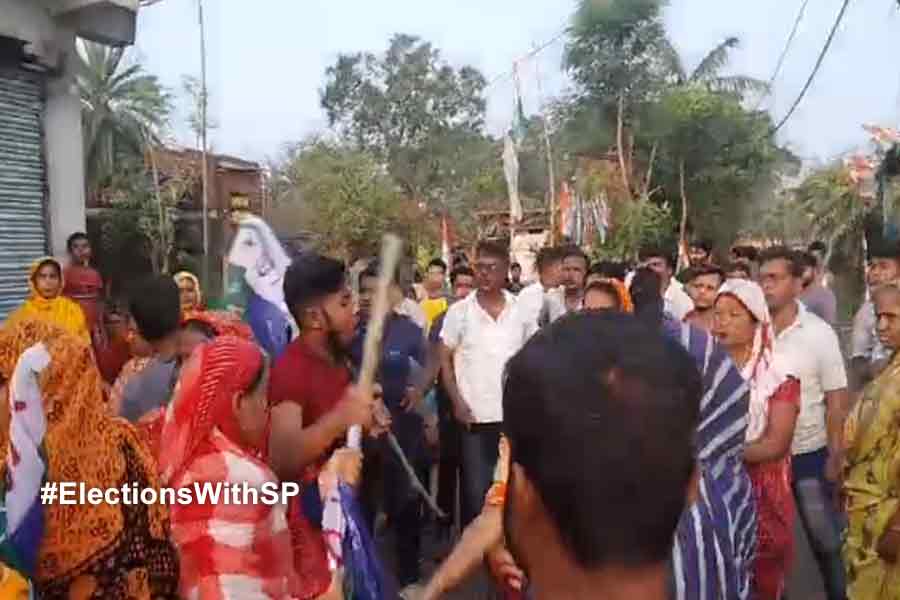 Violence at Bhangar on poll day