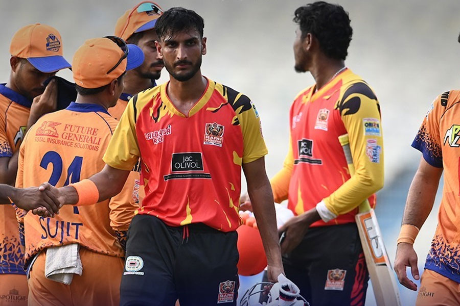 শাহবাজের দুরন্ত লড়াইয়েও হার রাঢ় টাইগার্সের, রুদ্ধশ্বাস ম্যাচ জিতেও সেমিতে ঠাঁই হল না হাওড়ার