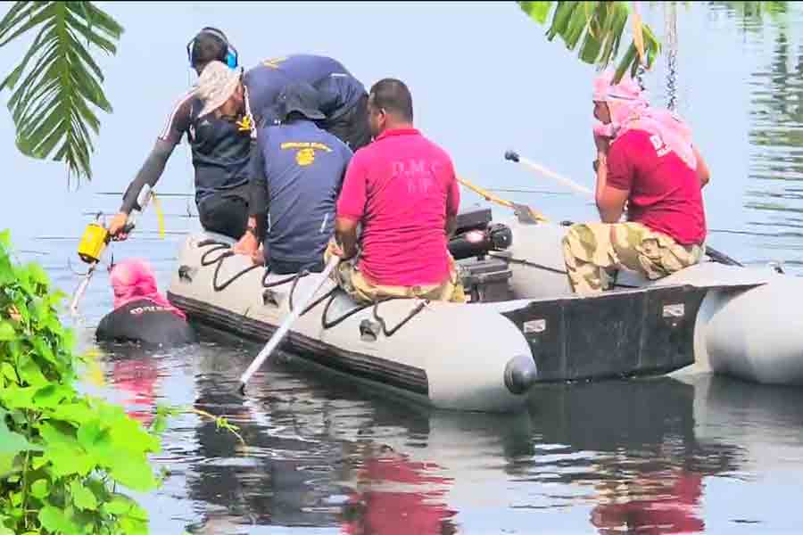 ধৃত সিয়ামের বয়ানের ভিত্তিতে তল্লাশি, বাগজোলা খালে মিলল বাংলাদেশের সাংসদের হাড়!