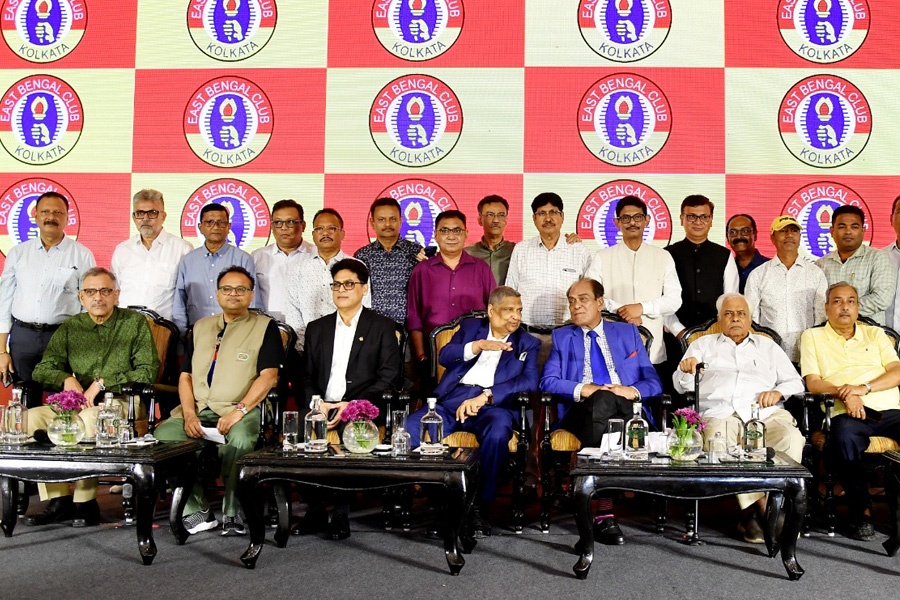 তিরিশ বছর পরে নতুন প্রেসিডেন্ট পেল ইস্টবেঙ্গল, দুদশক বাদে সচিব বদল লাল-হলুদে