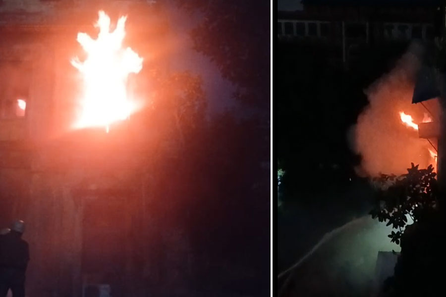 কুলিং প্রসেস চলাকালীনই ফের অগ্নিকাণ্ড, দাউদাউ করে জ্বলে উঠল গার্স্টিন প্লেস