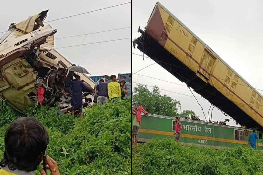 যান্ত্রিক ত্রুটি নাকি সিগন্যাল বিভ্রাট? কাঞ্চনজঙ্ঘা এক্সপ্রেস দুর্ঘটনার কারণ খুঁজছে রেল