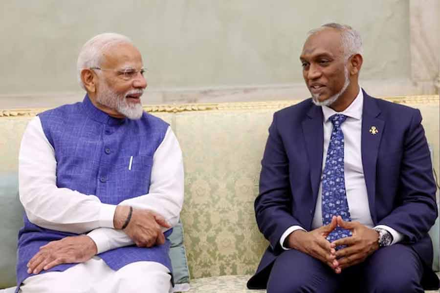 ভারতে এসে আপ্লুত ‘চিনপন্থী’ মুইজ্জু, মোদির সঙ্গে বৈঠকের পর কী বললেন মালদ্বীপের প্রেসিডেন্ট?