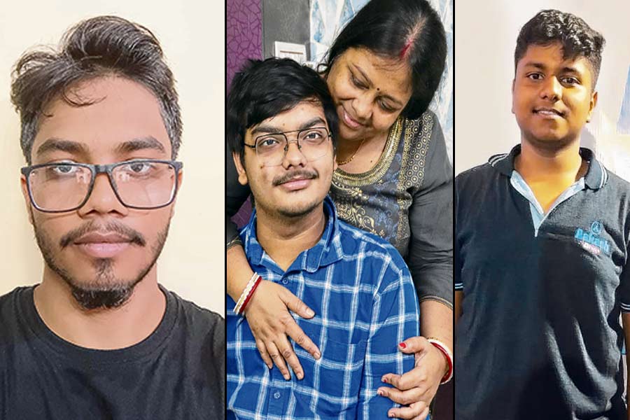 মেডিক্যালের প্রবেশিকায় প্রথম স্থানে বঙ্গের তিন