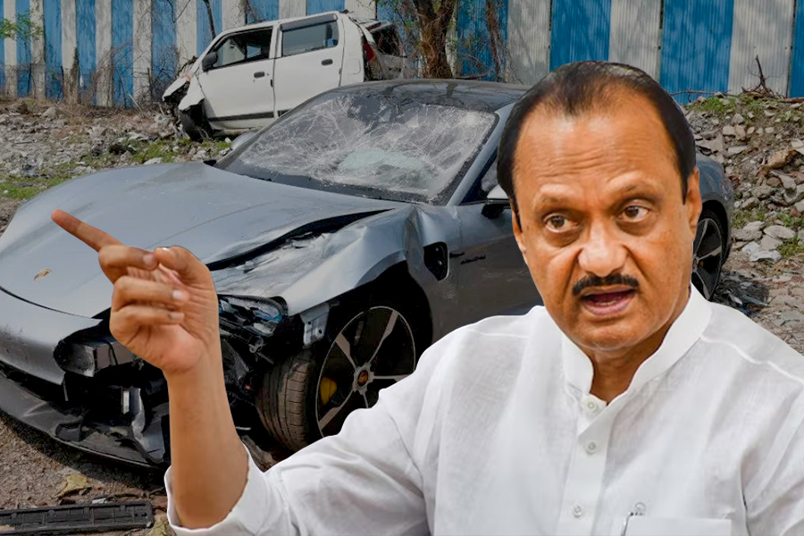 পোর্শে কাণ্ডে ‘ইউ টার্ন’ অজিত পওয়ারের, জানালেন কমিশনারকে ফোনই করেননি