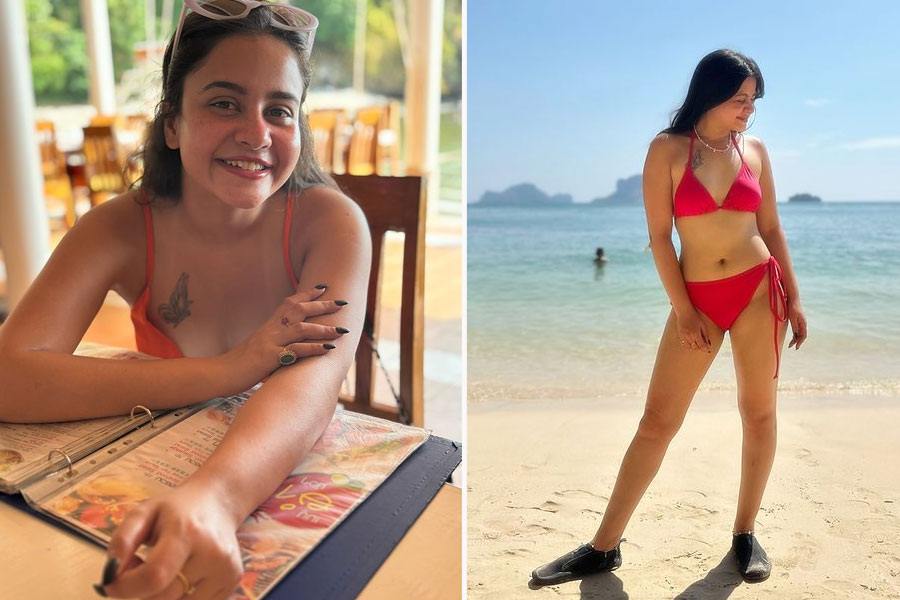 রোদের তেজে চকচকে মাখন শরীর, ‘তোমাদের রাণী’র অনিশার রূপে উত্তাল সমুদ্র