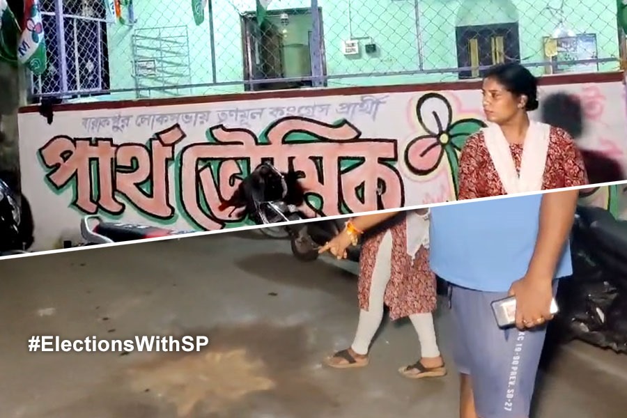 নৈহাটির তৃণমূল কার্যালয়ের সামনে ‘বোমাবাজি’, ভোট মিটলেও ফের অশান্ত বারাকপুর