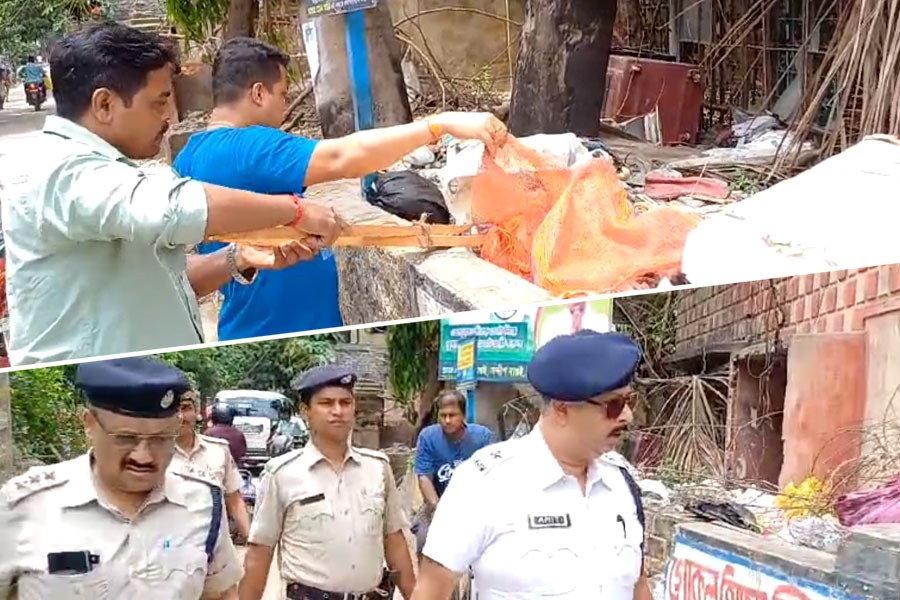 বাগুইআটিতে উদ্ধার কার মাথার খুলি? ট্রলি ব্যাগে খোঁজ হাড়ের