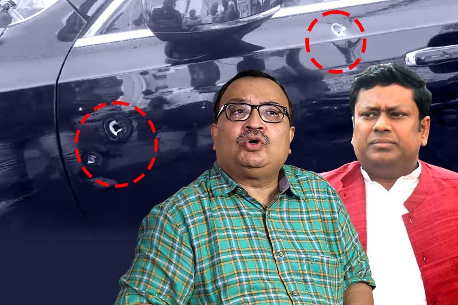বেলঘরিয়া-মির্জা গলিব স্ট্রিটে গুলি! রাজনৈতিক তরজায় সুকান্ত-কুণাল