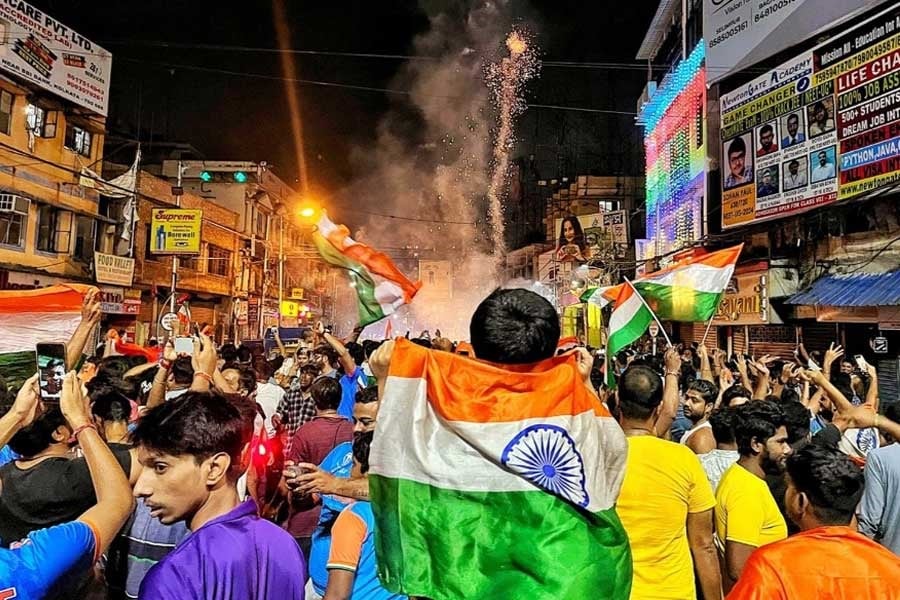 অবশেষে ভুবনজয়ী ভারত, দেশজুড়ে উচ্ছ্বাসে মাতল কলকাতা