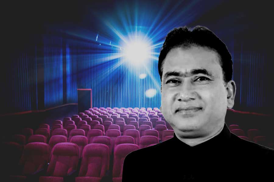 বাংলাদেশের সাংসদ খুনের শিকড় গ্ল্যামার ওয়ার্ল্ডেও! এবার নজরে ৬ নায়িকা