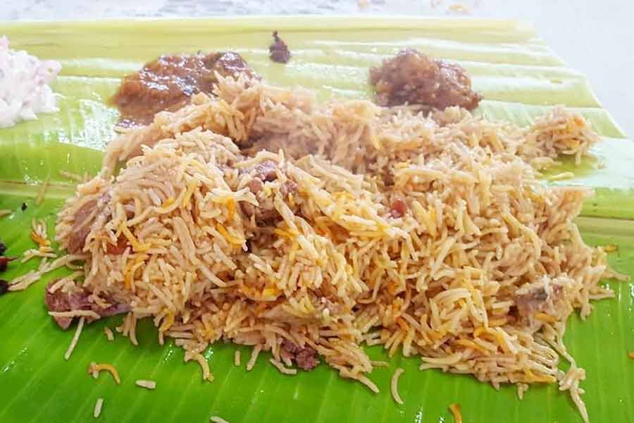 বিরিয়ানিতে নেই ‘লেগ পিস’! কনে-পাত্রপক্ষের হাতাহাতিতে ধুন্ধুমার কাণ্ড বিয়েবাড়িতে