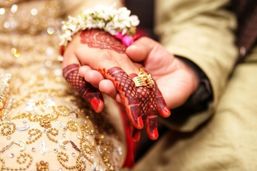 বাহুল্যের বিয়ে! নিয়ন্ত্রণরেখা থাকবে না?