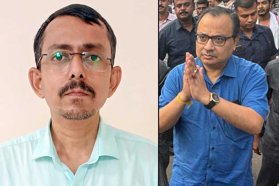 কুণালের ফোনে কাটল জট, বর্ধমান বিশ্ববিদ্যালয়ে PhD-তে ভর্তি ‘কমরেড বিক্রম’