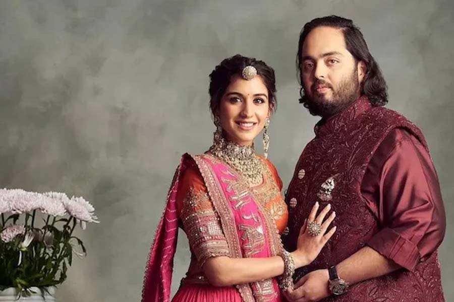 বিশ্বের সবচেয়ে ব্যয়বহুল অনন্ত আম্বানির বিয়ে, জেনে নিন এলাহি আয়োজনের হিসেব নিকেশ