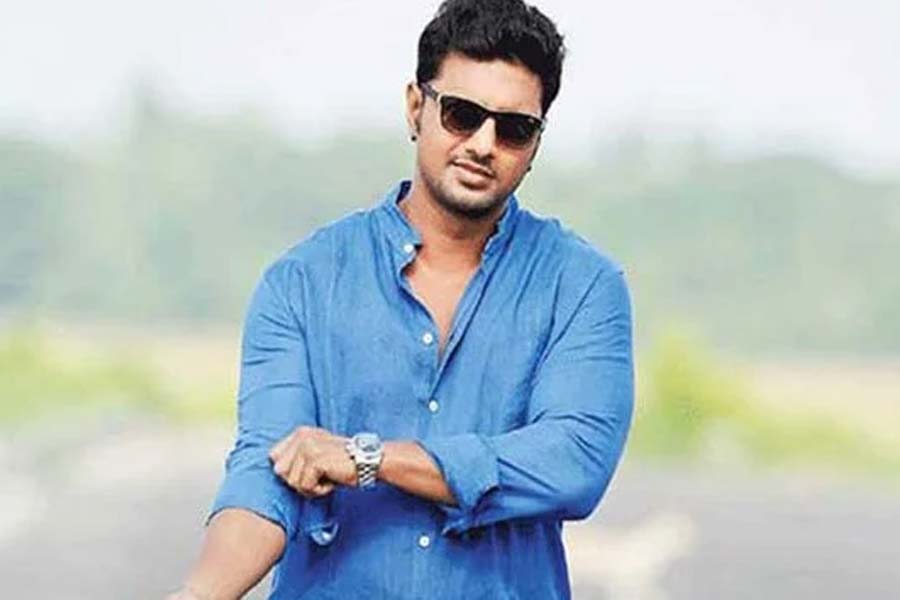 কথা রেখেছেন দেব, জানেন ভোটে জেতার পর কটা গাছ পুঁতেছেন ঘাটালের তারকা সাংসদ?