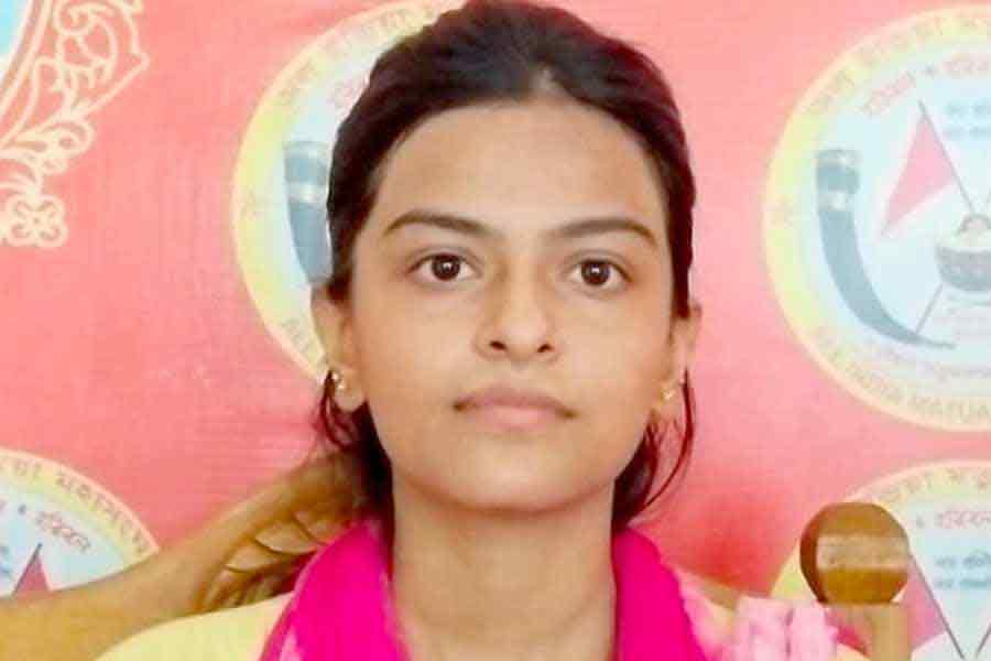 বাগদা দখলে মরিয়া তৃণমূল, লড়াই জিতে বিধানসভায় যাবেন মমতাবালাকন্যা মধুপর্ণা?