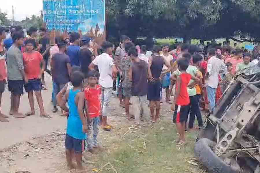 বিক্ষোভে রণক্ষেত্র মালদহে মারমুখী জনতা, ‘প্রাণ বাঁচাতে’ গুলি পুলিশের, জখম ২