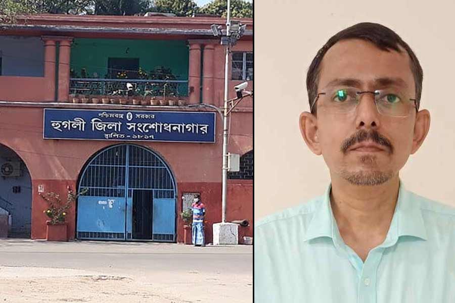 PHD নিয়ে জট, হুগলি জেলা সংশোধনাগারে প্রতীকী অনশনে ‘কমরেড’ বিক্রম