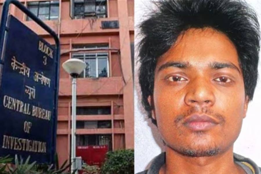 পাটনা থেকে ধৃত বিহারে নিটের প্রশ্নফাঁসের মূল পান্ডা! মিলল বহু নথি
