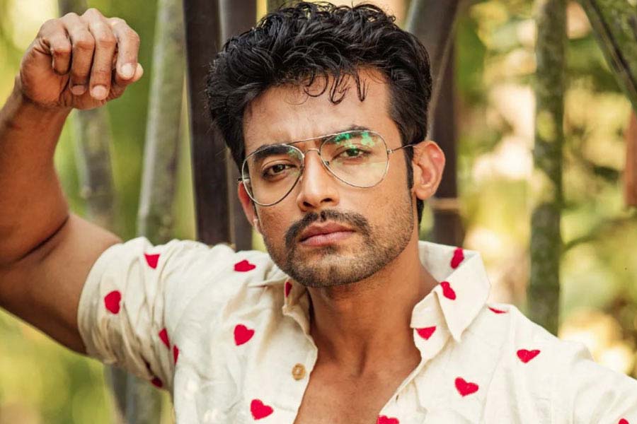 ‘আমার বিরুদ্ধে বলা মিথ্যে কথাগুলো ক্রিমিনাল অফেন্স!’ প্রাক্তন প্রেম বিতর্কে মুখ খুললেন রণজয়