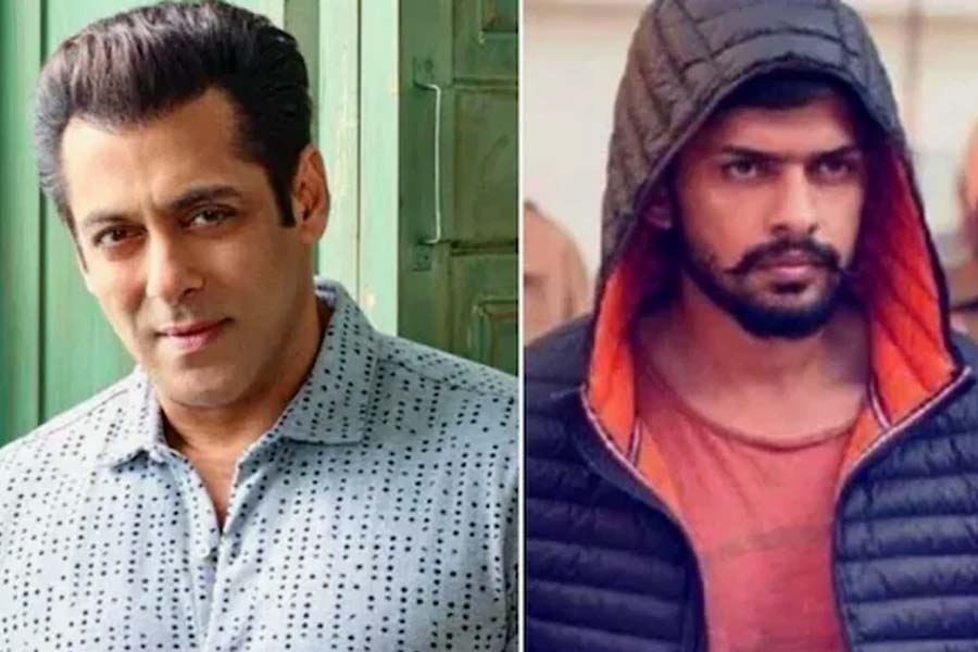 ‘আমাকে ও পরিবারকে শেষ করে দেবে!’ বাড়িতে গুলিবর্ষণ কাণ্ডে মুখ খুললেন সলমন