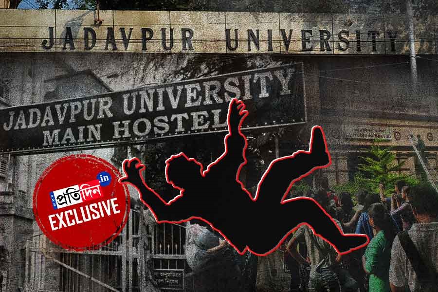 স্বপ্নমৃত্যুতে ভর্তিতে ভয় যাদবপুর বিশ্ববিদ্যালয়ে? ফের চর্চায় ছাত্রমৃত্যু